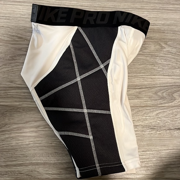 Boys Nike Pro Hyperstrong baseball Slide Short with cup holder size Youth M - Picture 6 of 7